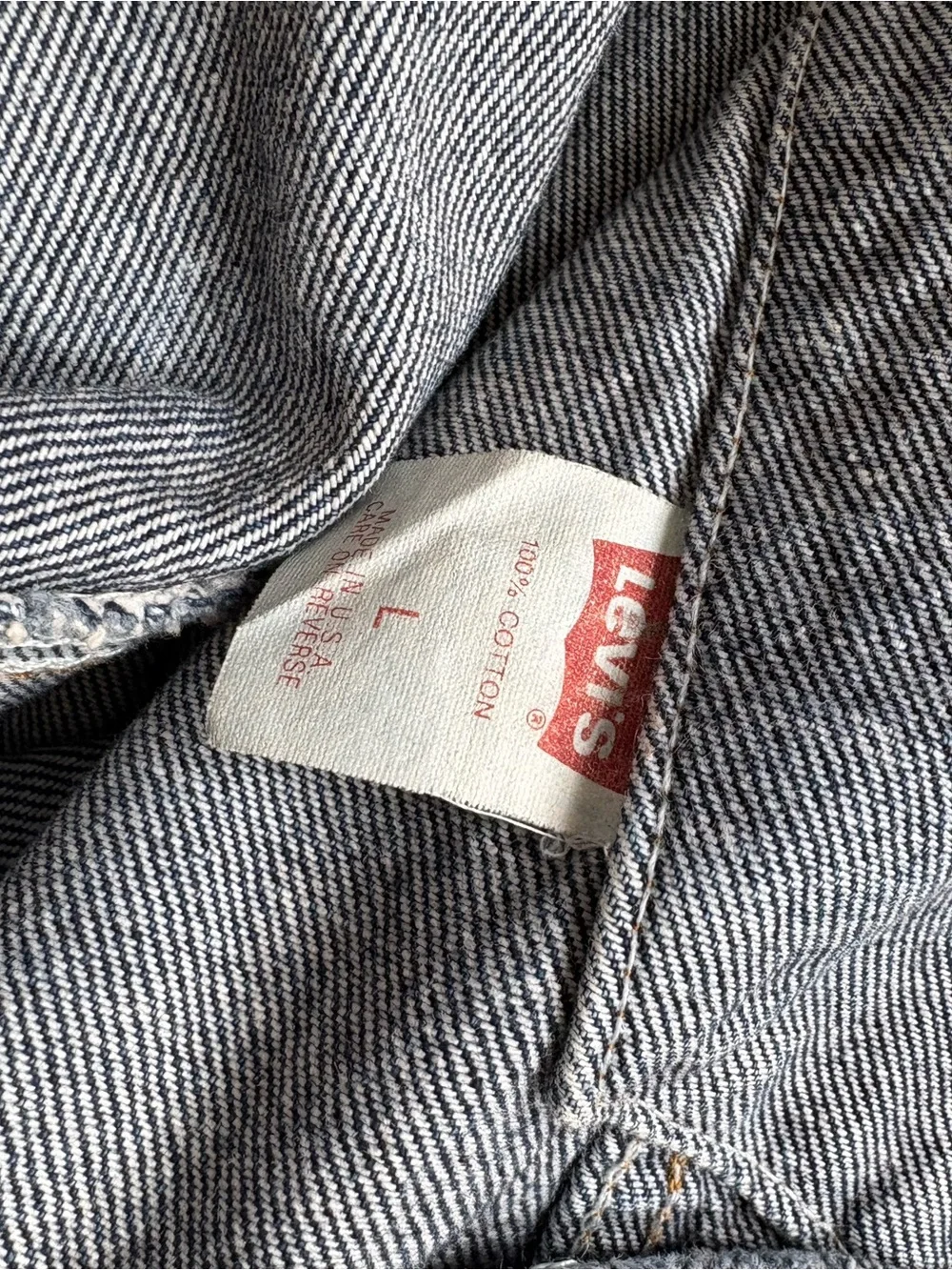 Vintage Levi’s Denim Jacket - Picture 7 of 7
